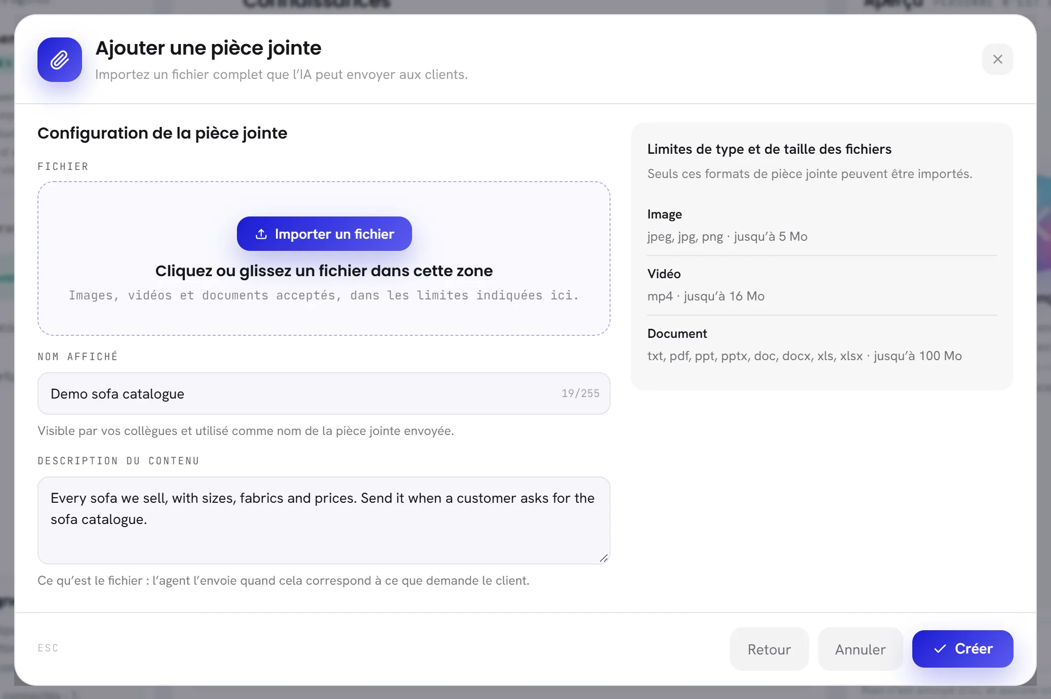 La fenêtre Ajouter une pièce jointe : le fichier, un nom affiché, une description du contenu, et les types et tailles de fichier autorisés.