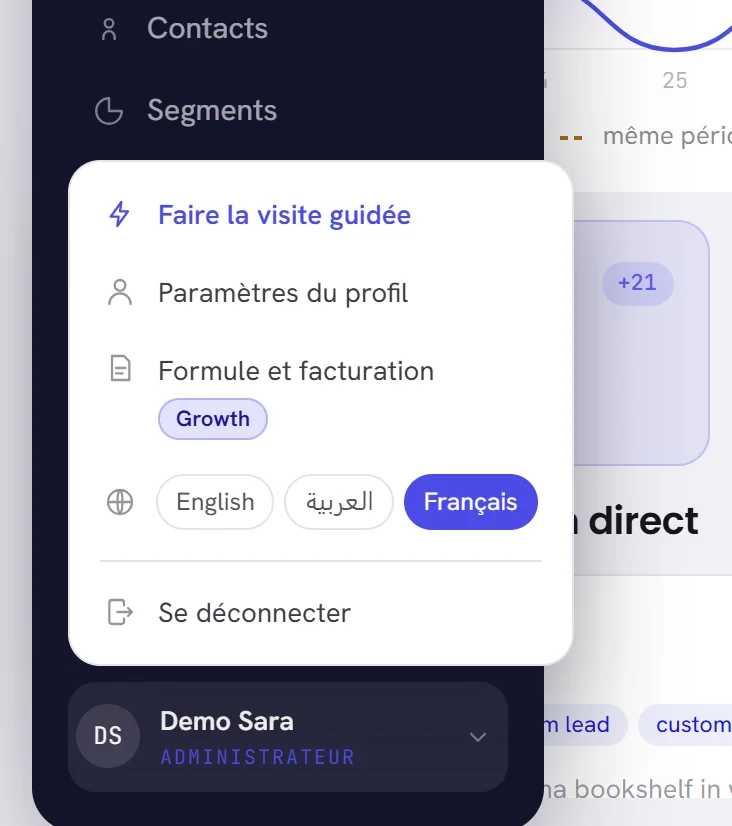 Le menu de compte, ouvert au-dessus du bouton portant le nom et le rôle de la personne : Faire la visite guidée, Paramètres du profil, Formule et facturation avec le badge de la formule, les trois langues, et Se déconnecter.